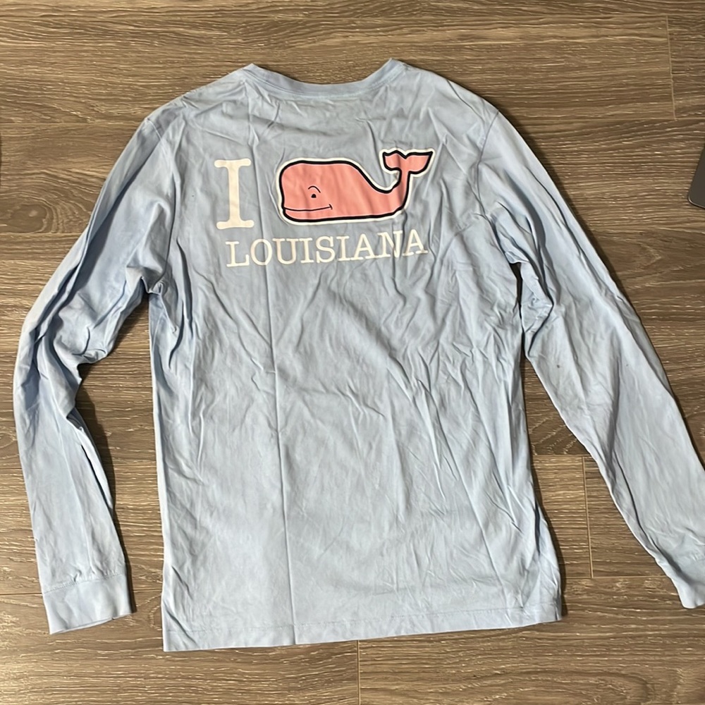 VINEYARD VINES LOUISIANA BLUE WHALE LOGO LONG SLEEVES SHIRT SMALL - MENS